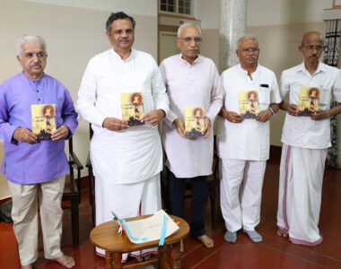 ರಾಷ್ಟ್ರೋತ್ಥಾನ ಸಾಹಿತ್ಯ ಪ್ರಕಾಶನದ ‘ಕ್ರಾಂತಿಯ ಕಿಡಿಗಳುʼ ಪುಸ್ತಕ ಲೋಕಾರ್ಪಣೆ